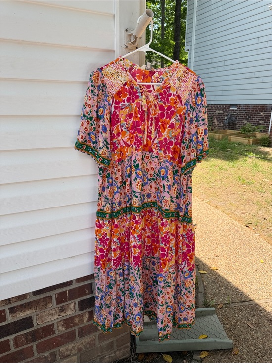 Umgee Dresses & Skirts - Umgee Pink Orange Floral Tiered Midi Dress with Green Trim